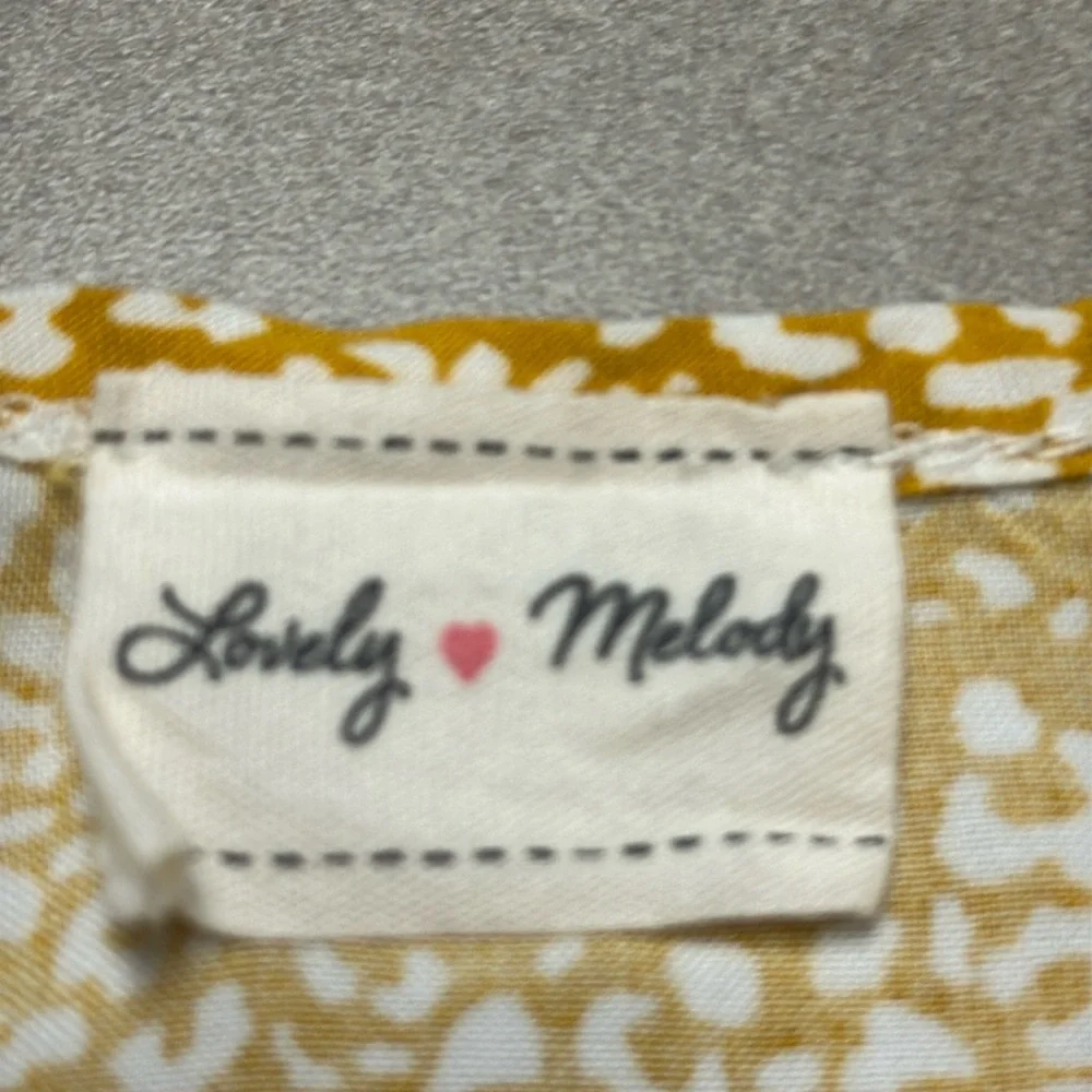 Lovely Melody leopard print cap sleeve blouse 100% rayon size Large - Picture 4 of 6